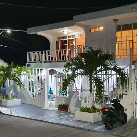 Posada Turistica Colors Of The Sea San Andrés المظهر الخارجي الصورة